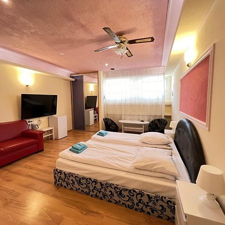 Etna - Hostel -Noclegi Rzeszow Dış mekan fotoğraf