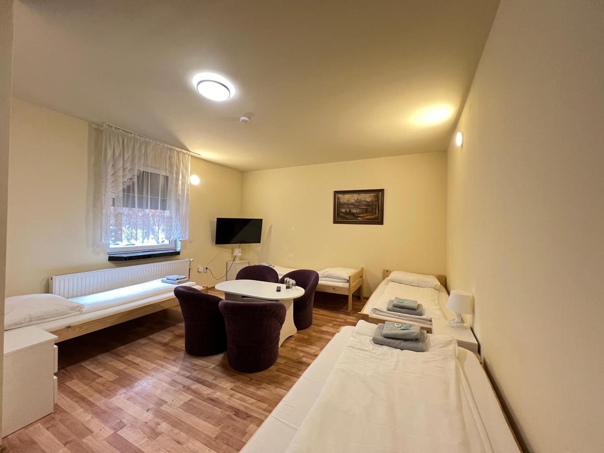 Etna - Hostel -Noclegi Rzeszow Dış mekan fotoğraf