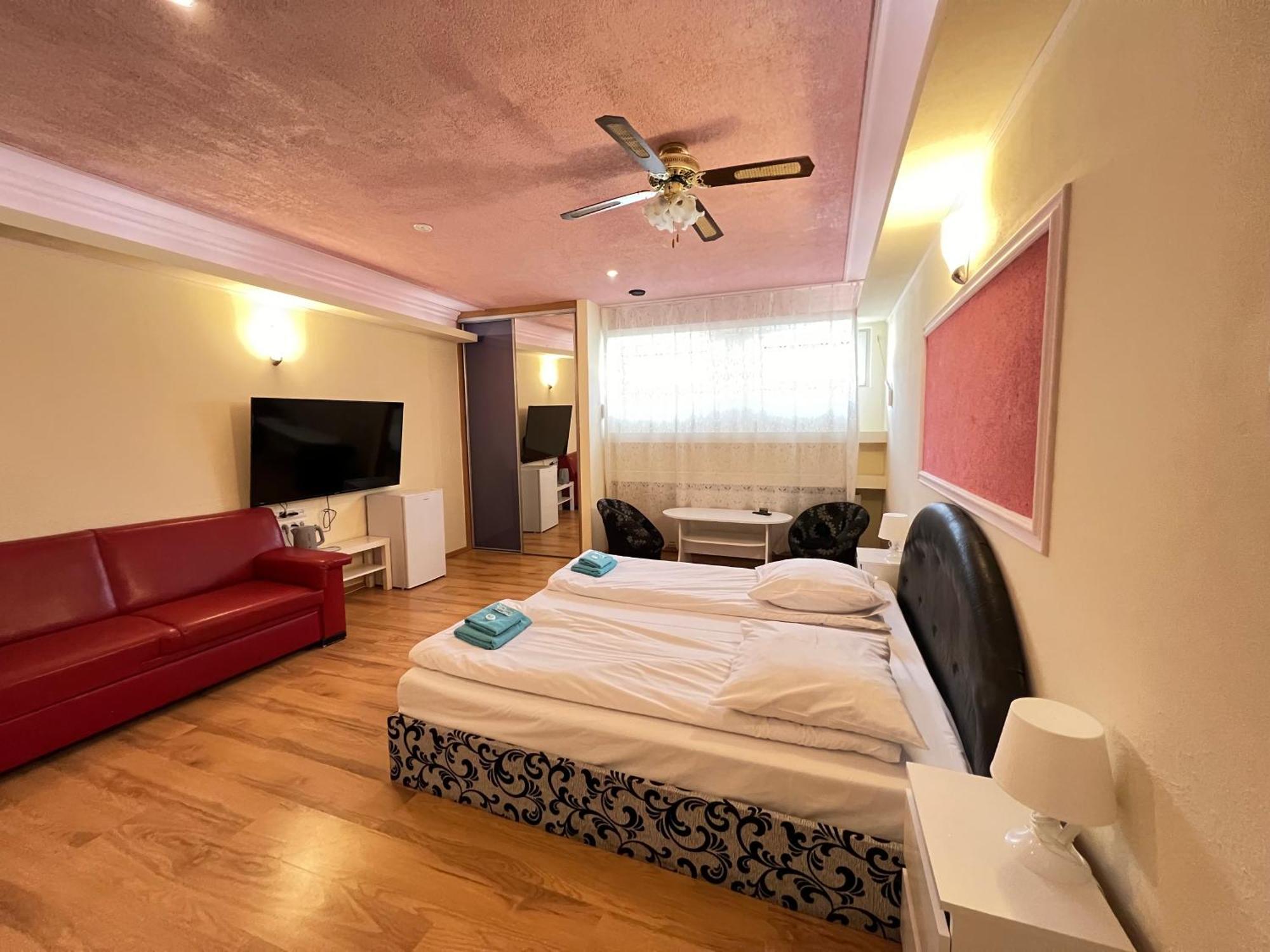 Etna - Hostel -Noclegi Rzeszow Dış mekan fotoğraf