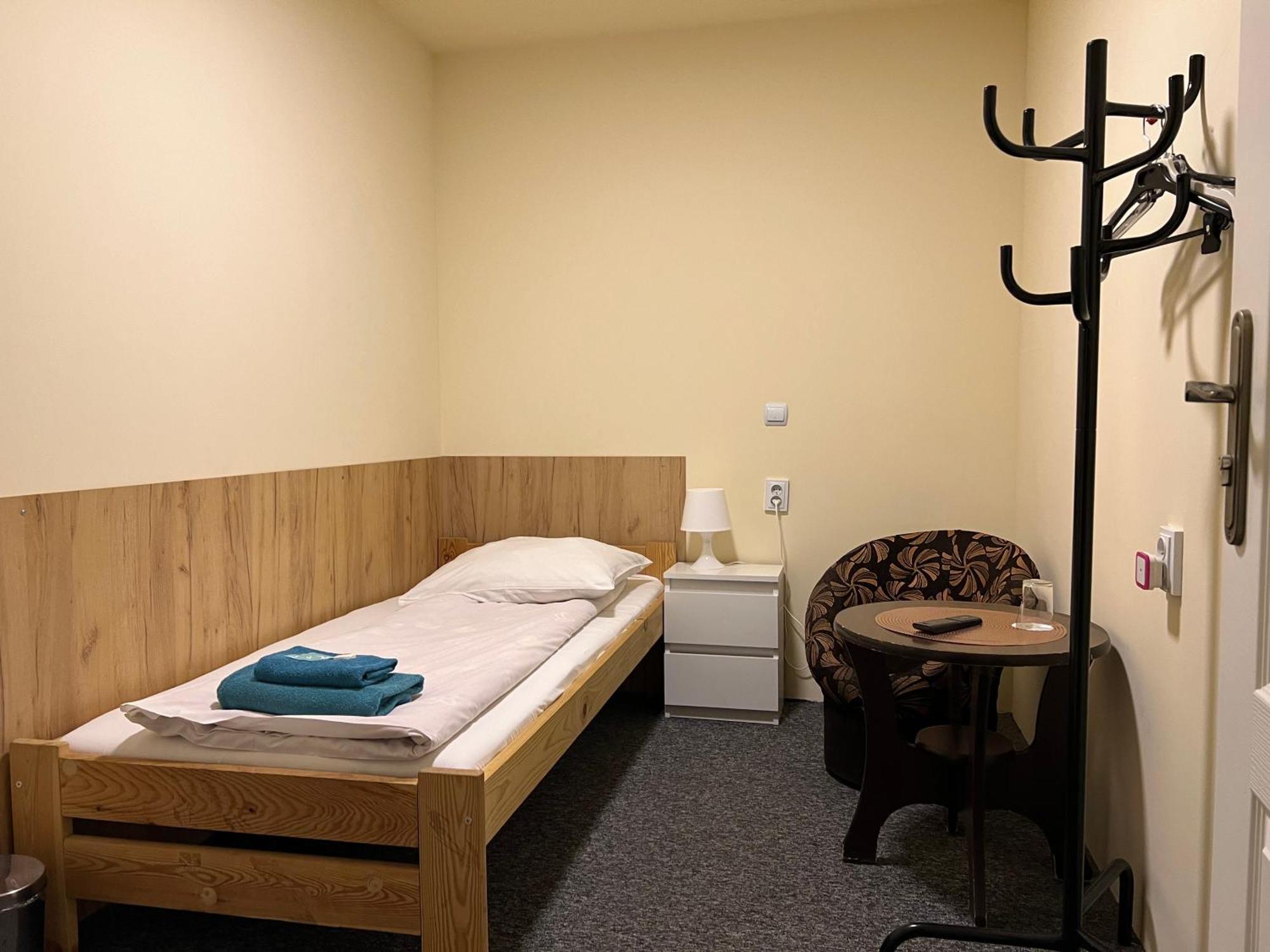 Etna - Hostel -Noclegi Rzeszow Dış mekan fotoğraf