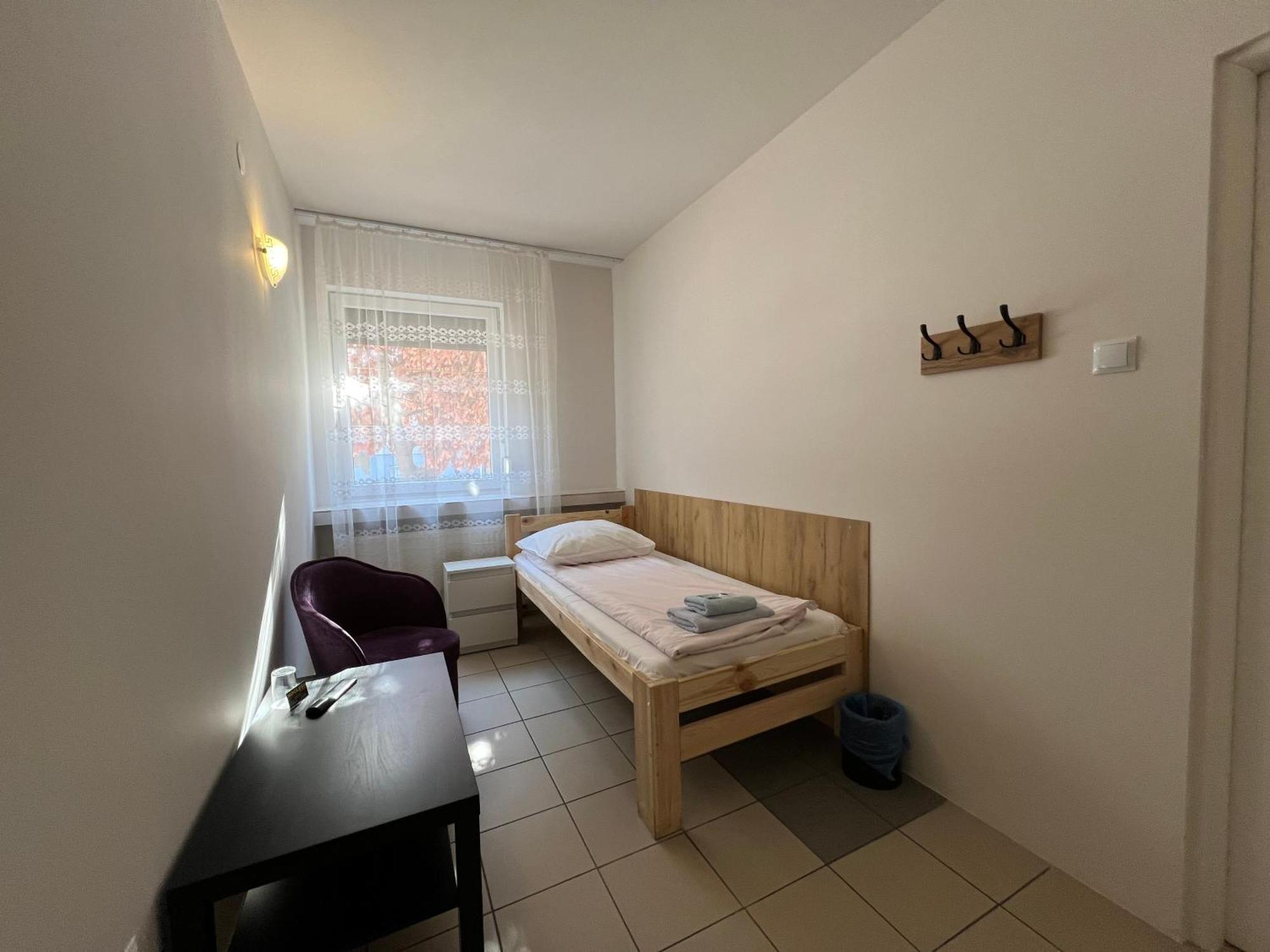 Etna - Hostel -Noclegi Rzeszow Dış mekan fotoğraf