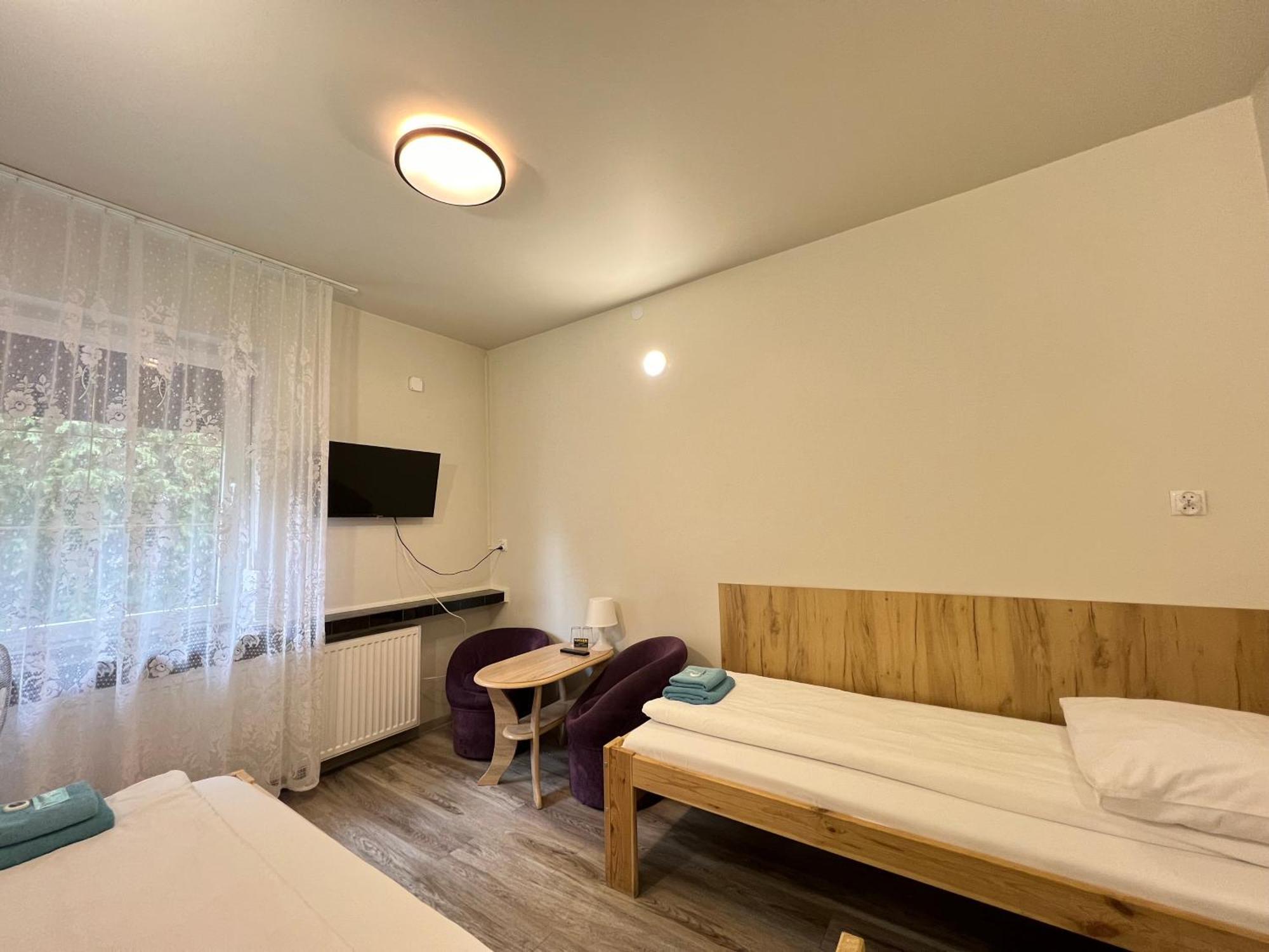 Etna - Hostel -Noclegi Rzeszow Dış mekan fotoğraf
