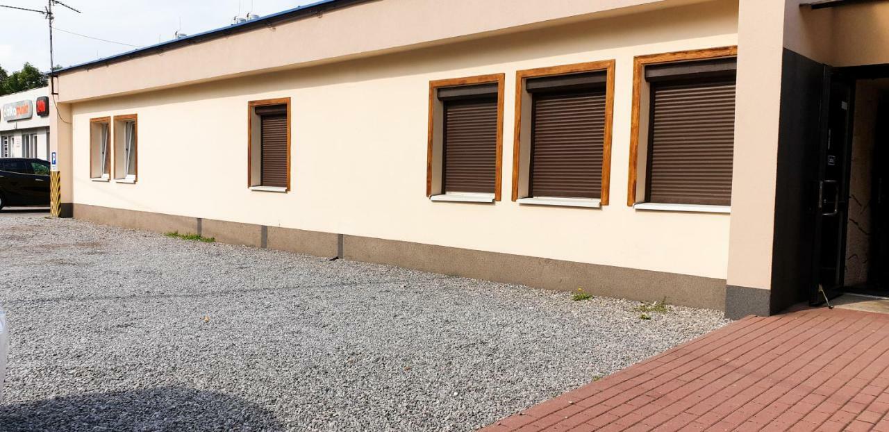 Etna - Hostel -Noclegi Rzeszow Dış mekan fotoğraf